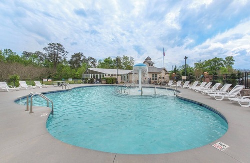 Pigeon Forge Condo | Mountain View Resort