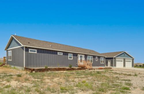 Lander House | Mountain-View Retreat in Lander with Private Yard!