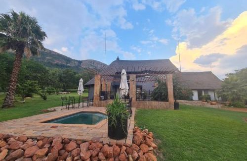 Hartbeespoort Villa | Mountain Villa House