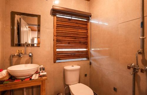 Kaul Hotel | Moustache Select Mukteshwar