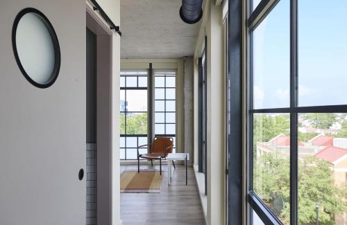 Downtown Charleston Hotel | Moxy Charleston Downtown