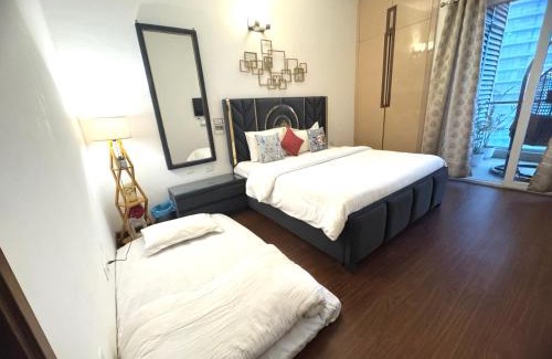 Noida Apartment | MOYDOM 2BHK APARTMENT IN NOIDA, ZERO kM DELHI