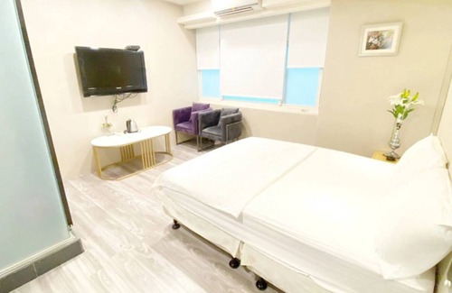 Zhongshan Apartment | 【MRT Quiet Room】Monthly Stay