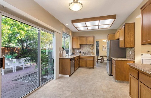 Carmine - Parkmont House | MSP3 Masterfully Blending Comfort and Convenience