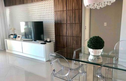 Bombas Apartment | Muito confortável, vista do mar, todo climatizado