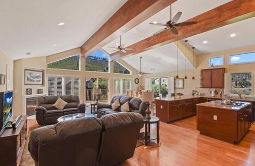 Mountain View Estates House | Mule Meadows