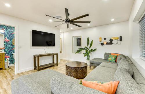 Cienega Springs House | Multi-Home Retreat on Colorado River with Boat Dock!