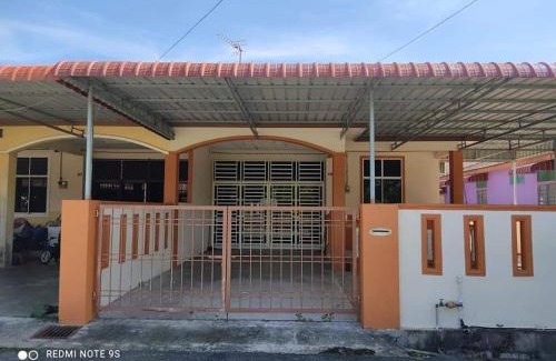 Guar Chempedak House | Munir Homestay