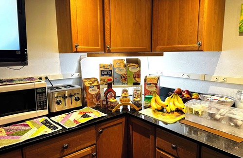 Murray Hotel | Murray Inn and Art Gallery