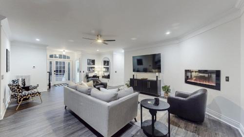 Goodlettsville House | Music City Manor-A Grand Ole Getaway