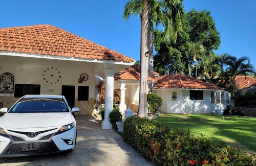 Sosua Villa | Muy cerca de la playa Laguna