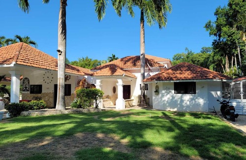 Sosua Villa | Muy cerca de la playa Laguna