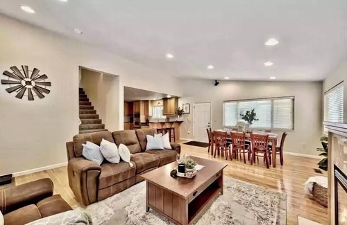 Montgomery Estates House | Mv 350 Lake Tahoe Cabin with Hot tub