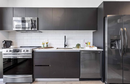 Downtown Miami Apartment | MVR - Modern Studio Steps from Bayfront Park