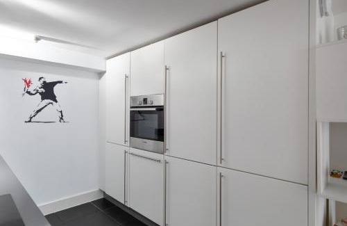 Woolwich Apartment | My London Holiday Home