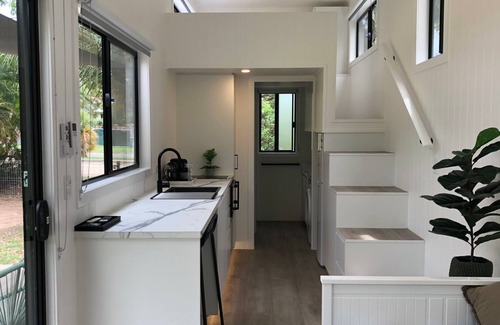 Nelly Bay Cabin | My Tiny Island House Magnetic Island Beach Escape