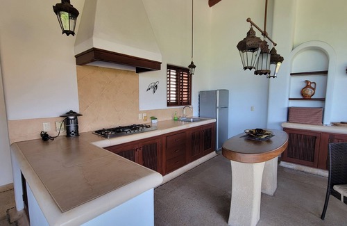 Ixtapa - Zihuatanejo Condo | My Zihua Dream is a PENTHOUSE CONDO just steps from La Ropa Beach, 2 BR 3.5 BA