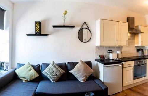 Paisley Apartment | Mycosyapartments 54, 1Br Apartment, Great Location - Paisley