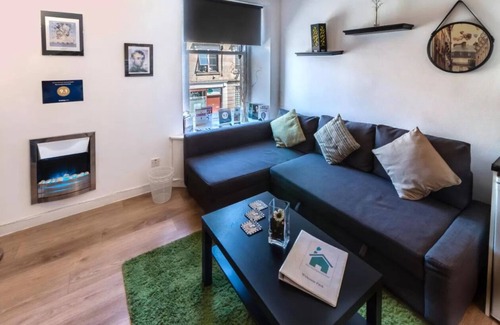 Paisley Apartment | Mycosyapartments 54, 1Br Apartment, Great Location - Paisley