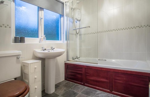 Clynderwen House | Mynydd Crwn Bach Clynderwen