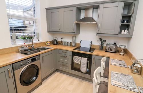 Garstang Cottage | MYRTLE COTTAGE, with a garden in Garstang