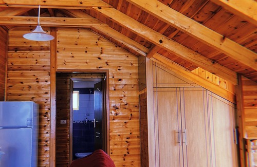 Albania House | n“Cozy Mountain Attic Near Përmet – Sleeps 8 with Epic Views!”