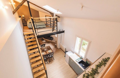 Coutures Apartment | N1 industrial loft in Reims