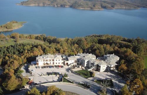 Lake Plastiras Hotel | Naiades Hotel Resort & Conference