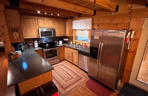Elkton House | Naked Creek Cabin