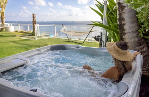 Hauula House | Nalu Beach Retreat - Last Min August Deals! Please Inquire Now!