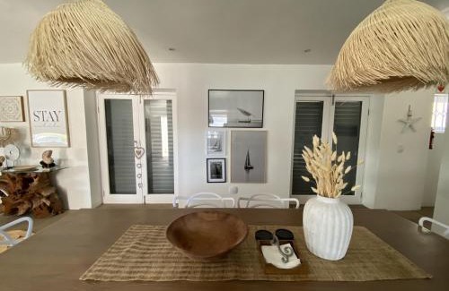 Paternoster House | Namaste - Sea-facing 4 sleeper Holiday Home