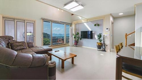 Namhae House | Namhae The Bay 007 Pension