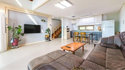 Namhae House | Namhae The Bay 007 Pension