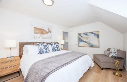 Half Moon Bay House | Nantucket Penthouse - walk to restaurants beaches activies & so much more