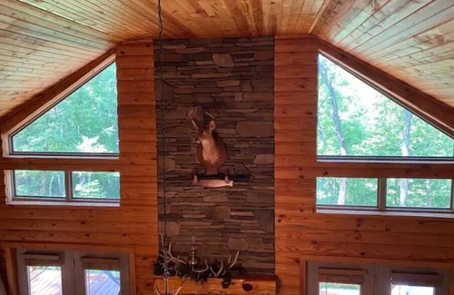 Marietta Cabin | Napaw Mountain Log Cabin ~ A Magical MountainTop Experience