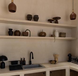 Zona Centro Apartment | Narrativ Lofts - Lira - Mid Century Cozy Retreat