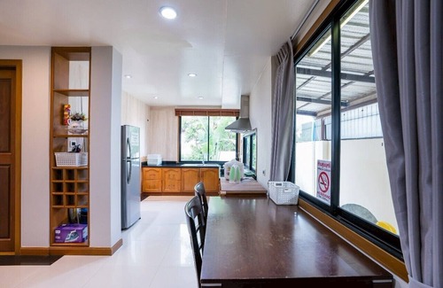 Central Pattaya Villa | Natcha Pool Villa by Warin
