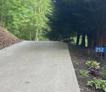 Morganton Villa | Nature is Calling Cabin