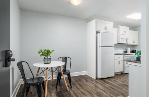 Calhoun Apartment | Nature Lodge Studio - Woods - with Hiwassee River Access