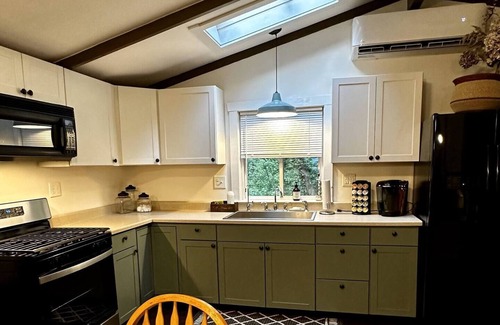 Delta Cabin | Nature's Grove Cabinnn