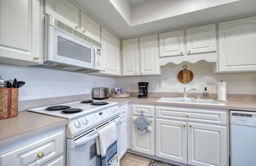 Cedar Key Condo | Nature's Landing B203 Seasalt in Historic CedarKey