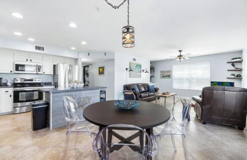 Cedar Key House | Natures Landing C101