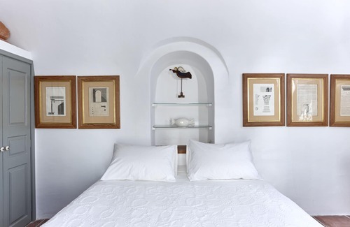 Firostefani House | Nautilus