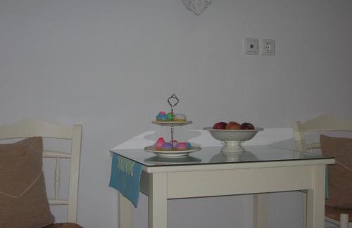 Stelida Apartment | Naxos Cave Suites