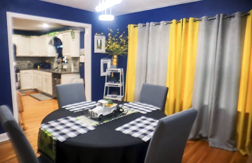 Northeast Kansas City House | nCozy 3-bedroom home in Kansas City with WiFi, AC, and a private backyard.