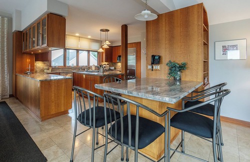 Grand Beach House | ND Games Easy Drive & Great Fall Foliage