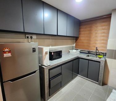 Kampung Ladang Tok Pelam Apartment | Ndw appartment. Clean house + NEW furniture