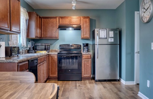 Columbus House | Near Ft. Moore & Downtown - The Moore House 2