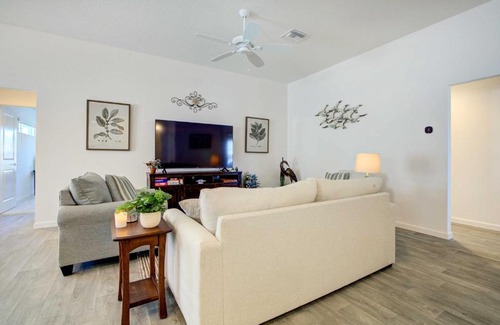 Wildwood House | Near Golf and Shops The Villages Home with Lanai!