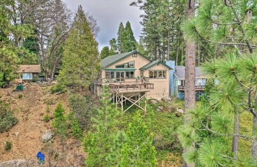 Mi-Wuk Village House | Near Hiking Home with Deck in Twain Harte!